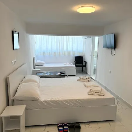 酒店 Julia Durrës