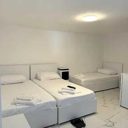 Julia 酒店 Durrës