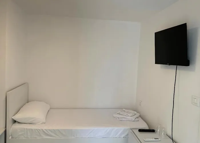 Julia Szálloda Durrës